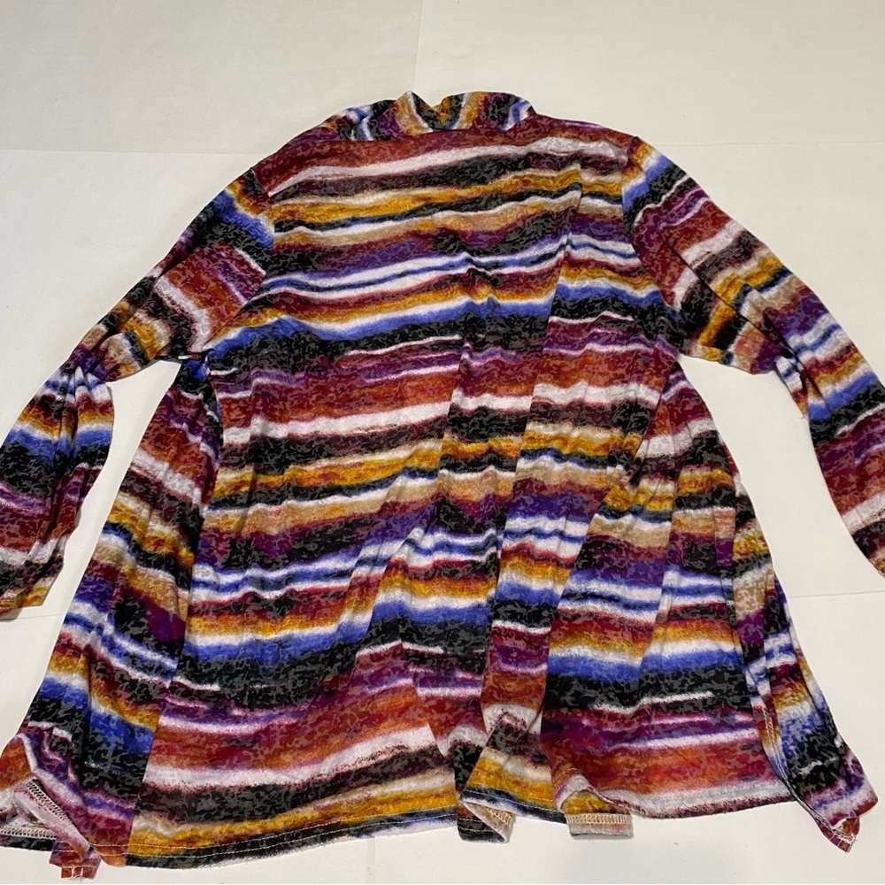 ⭐️Kim Rogers Colorful Abstract Cardigan - Picture 6 of 6